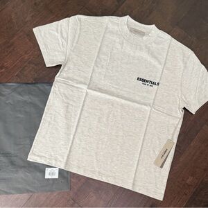 NEW Fear of God Essentials T-Shirt Light Oatmeal Size Small - 100% AUTHENTIC ✅